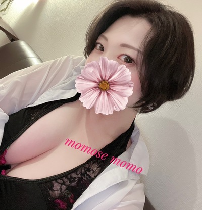 桃瀬ももさんの写真
